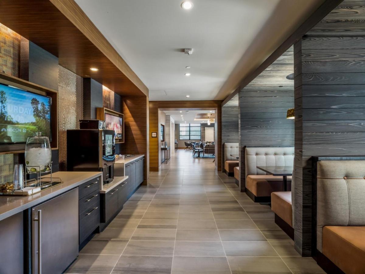 Bluebird Suites At Reston Town Center Eksteriør billede